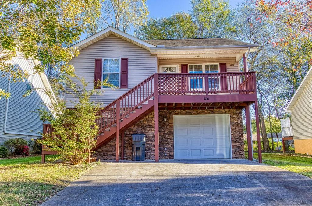 Chalet Rock Of Ages, Hot Tub, Game Room, Wifi, 1089 Free Tickets Each Paid Day, Dollywood And Pigeon Forge